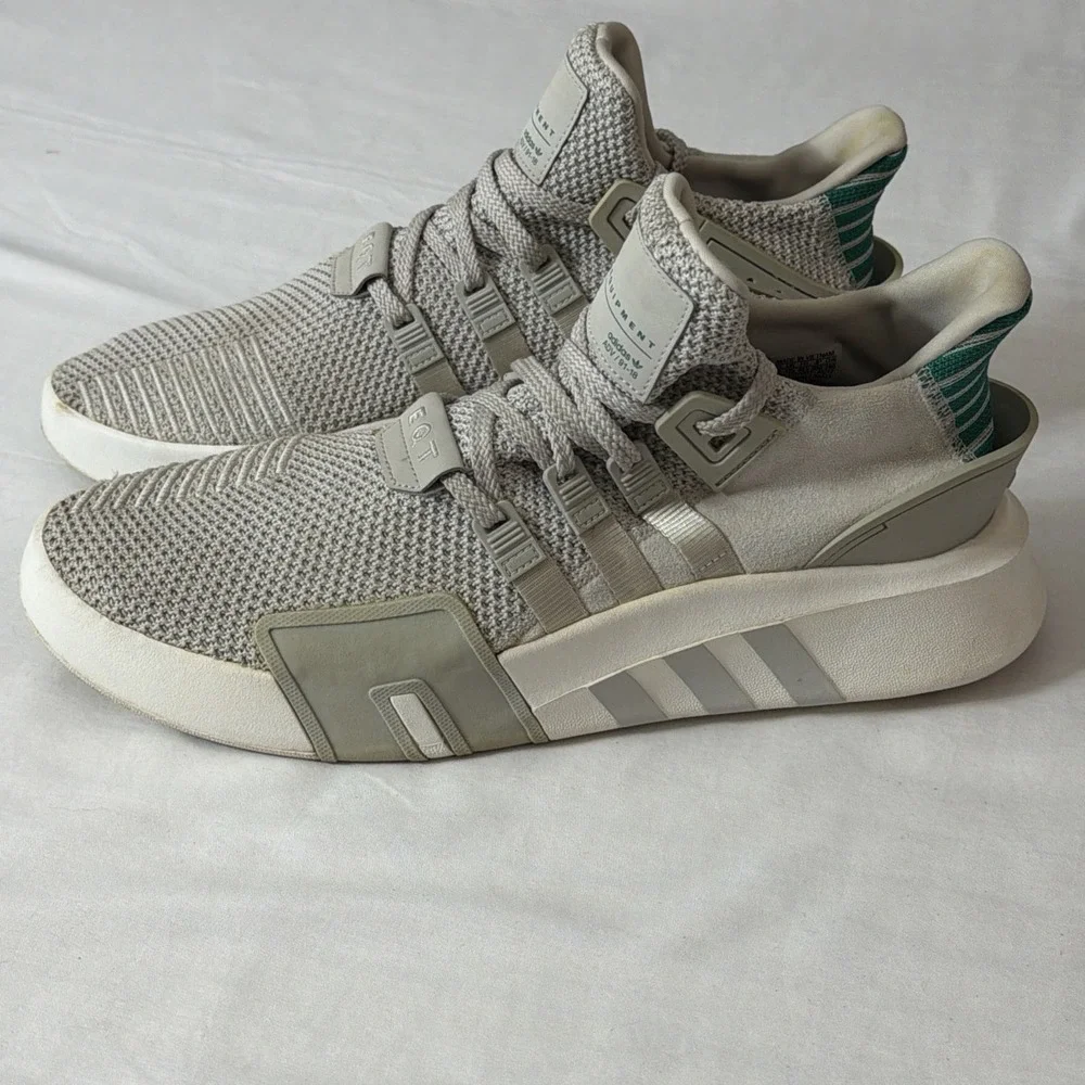 adidas smoke free